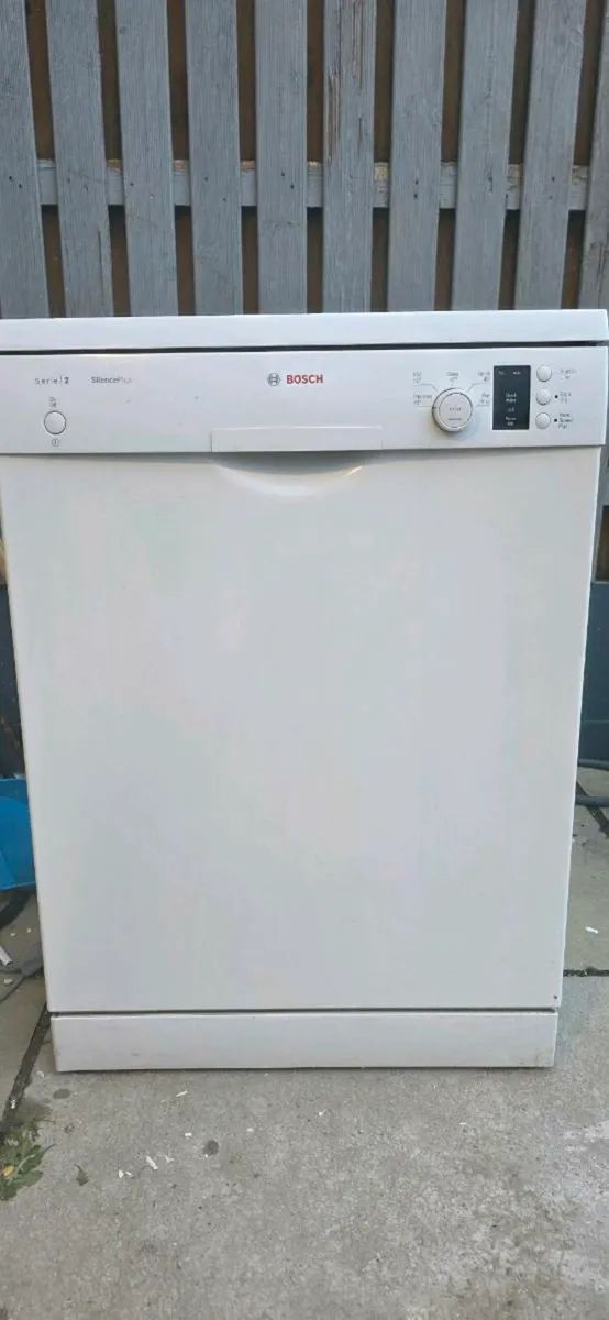Bosch dishwasher - Image 1