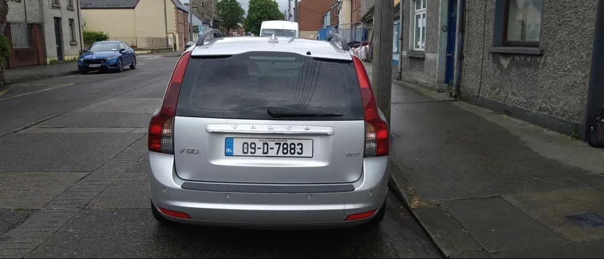 VOLVO V-50 - Image 4