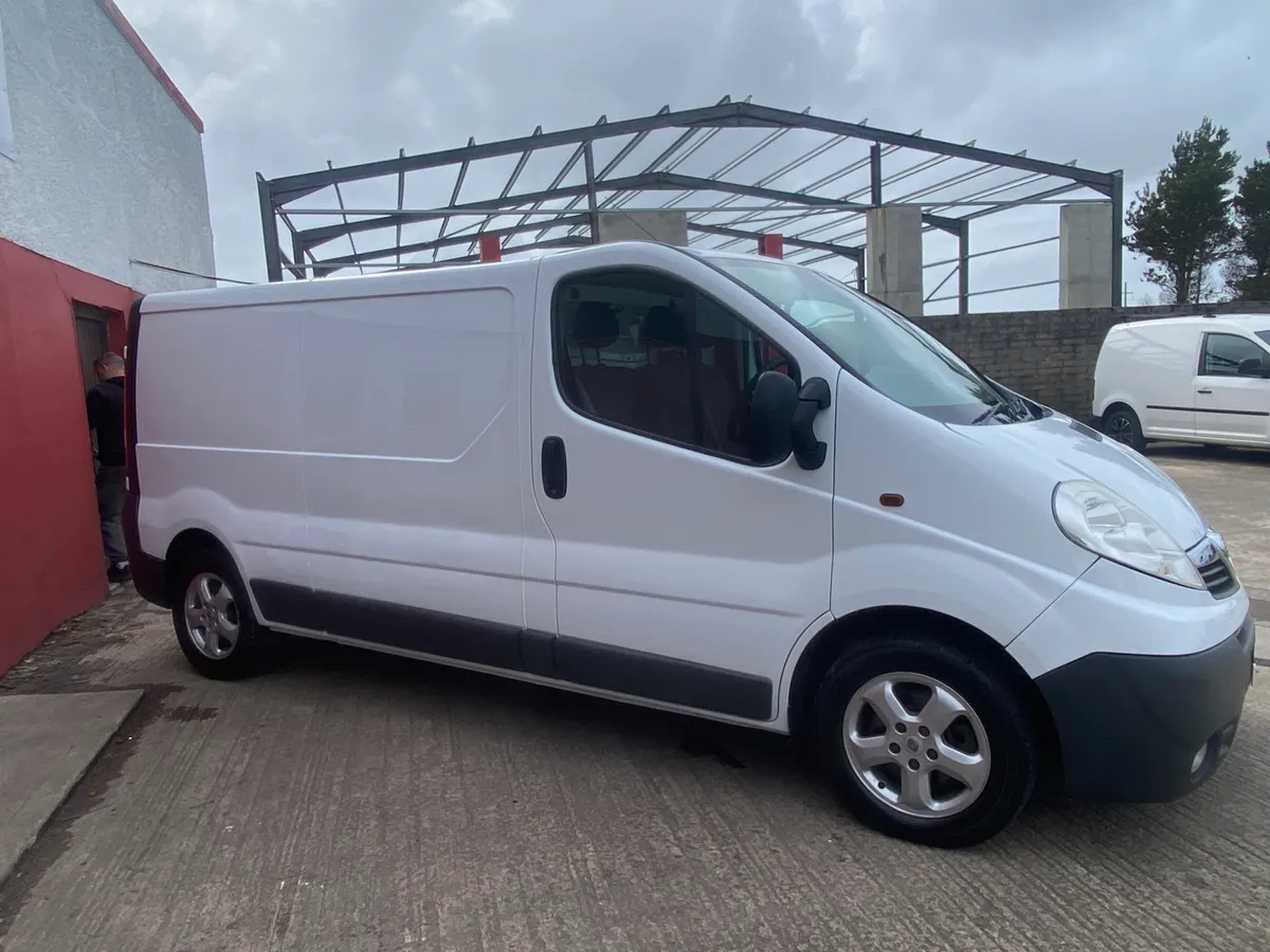 2012 TRAFFIC/VIVARO CVRT DELIVERY - Image 4