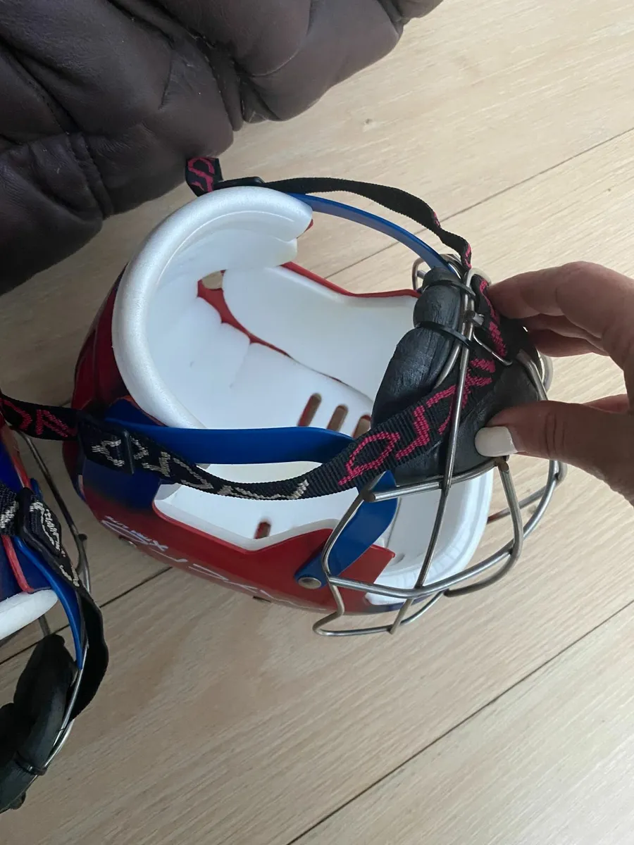 Hurling Helmets - Image 3