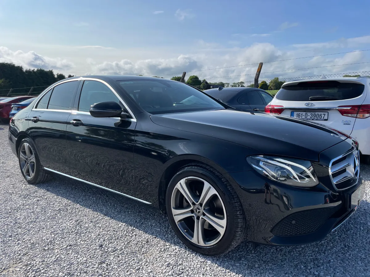 Mercedes-Benz E220 - Image 1