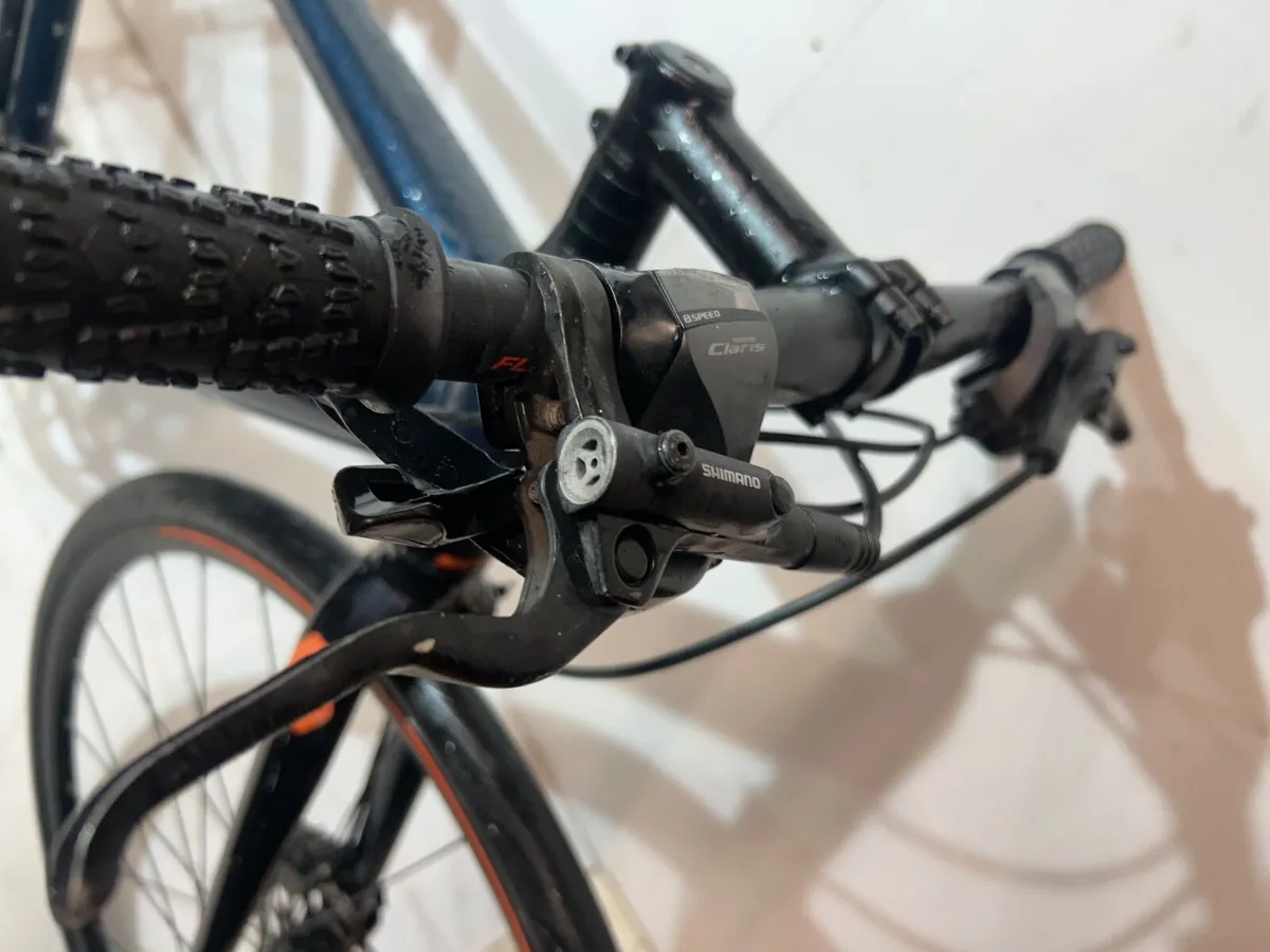 Scott hybrid bike ❗️Open 7 Days ❗️ - Image 4