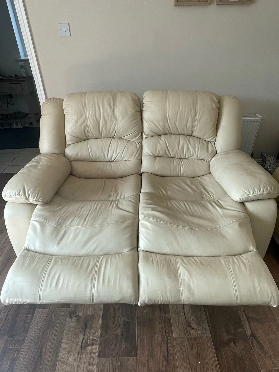 Cream Leather 3 Seater & 2 Seater Couch - Image 2