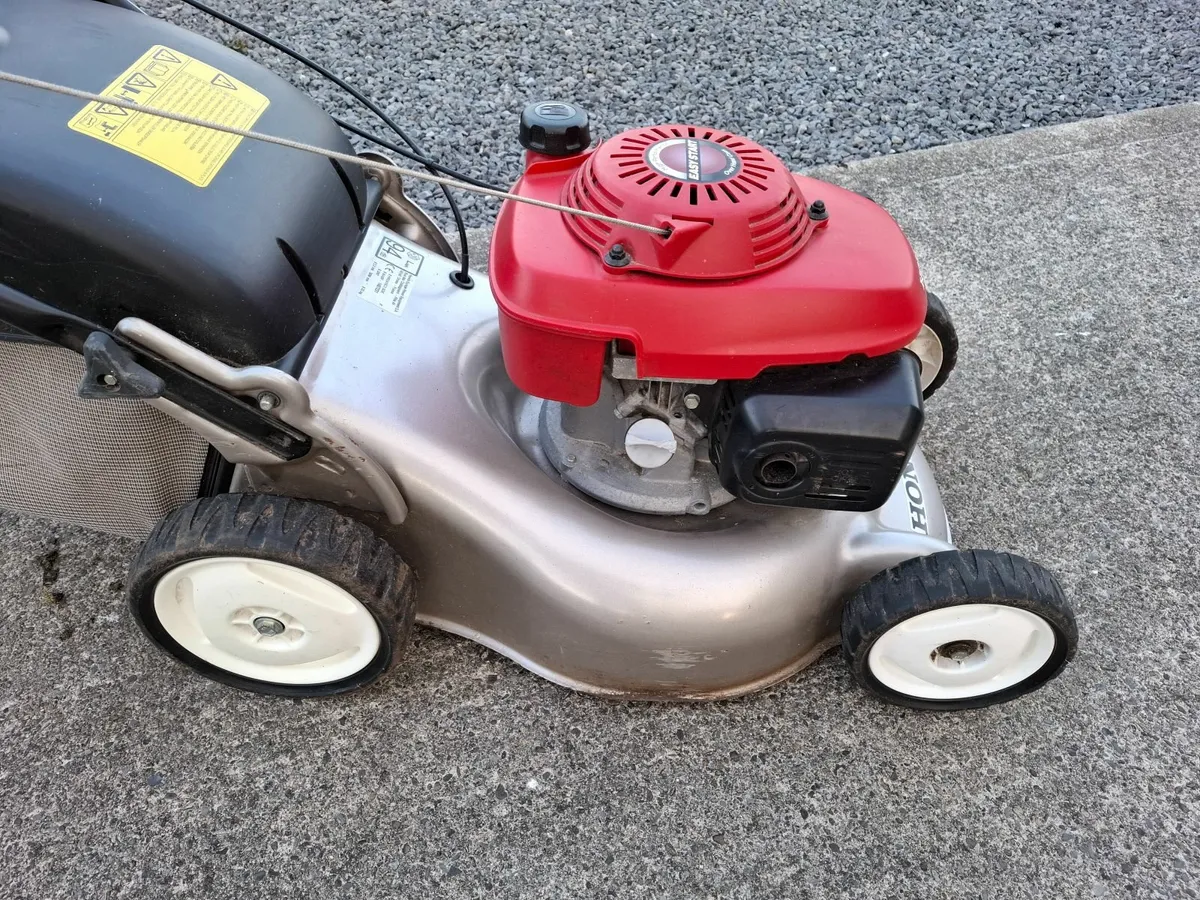 Honda Izy Hrg415c2sde Self Prop. 16" Cut - As New - Image 2