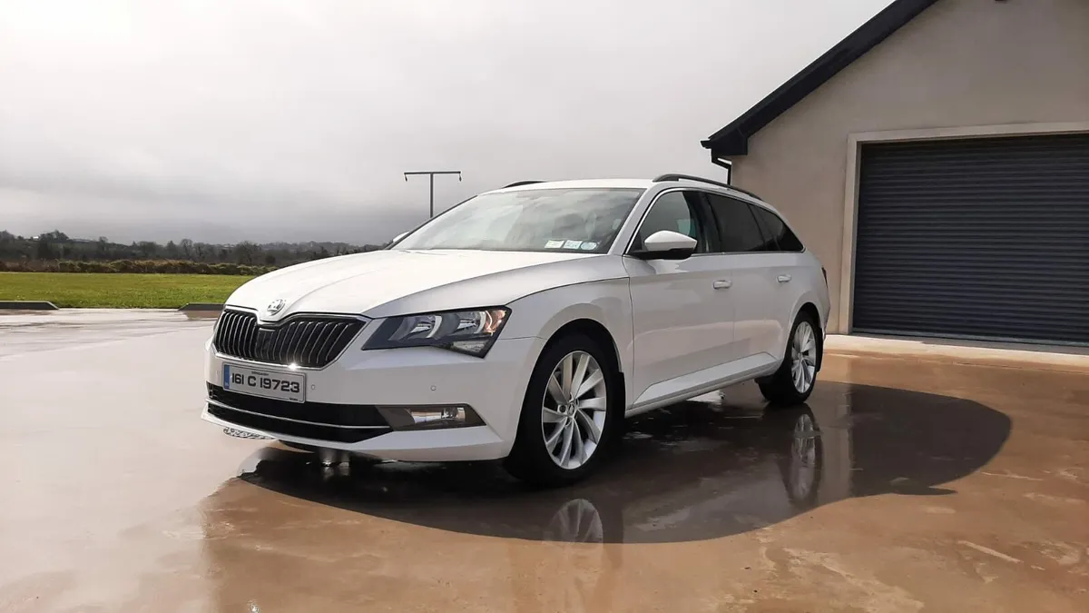 Skoda superb - Image 3