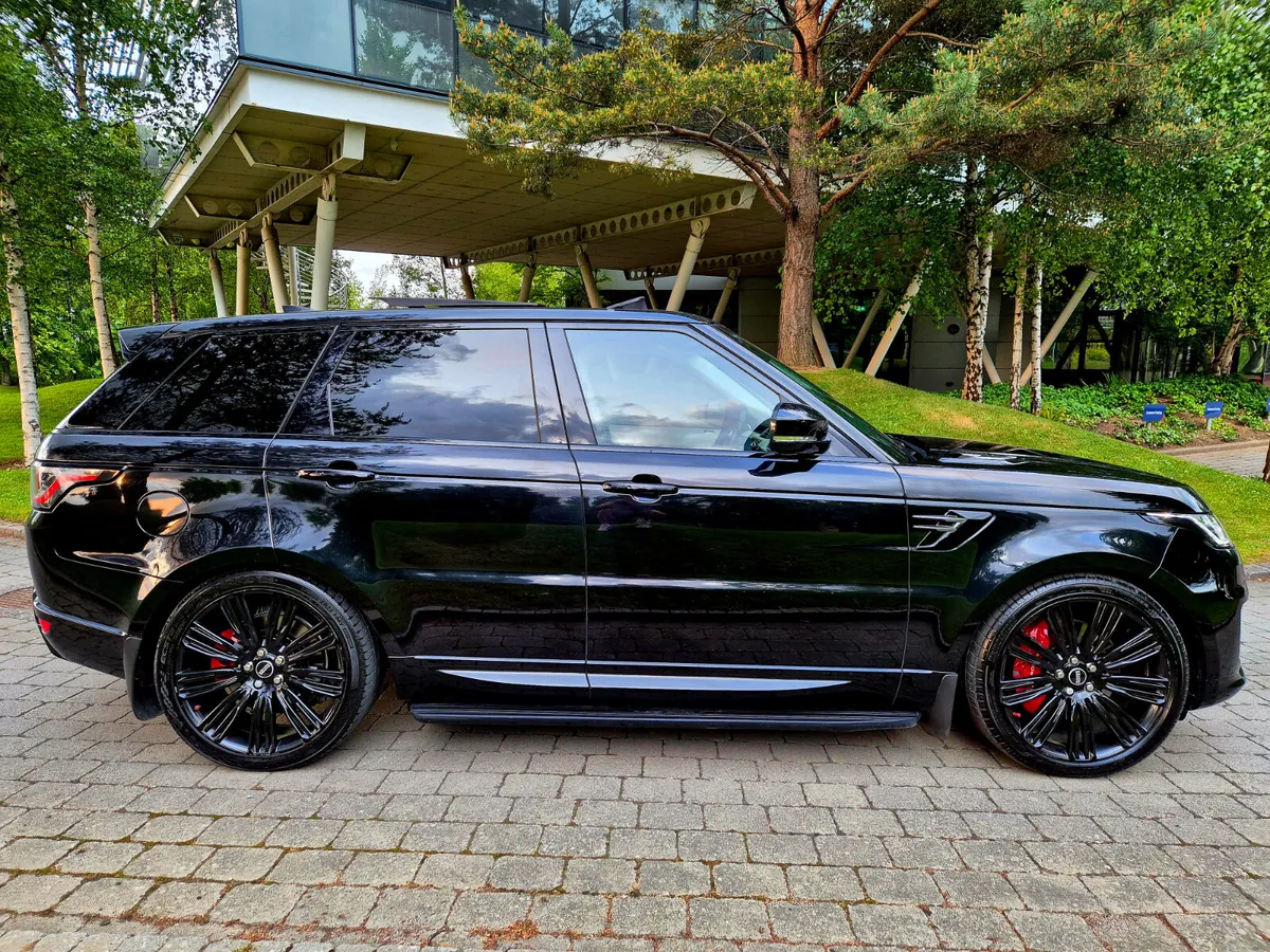 Range Rover Sport HSE Dynamic Phev - Image 2