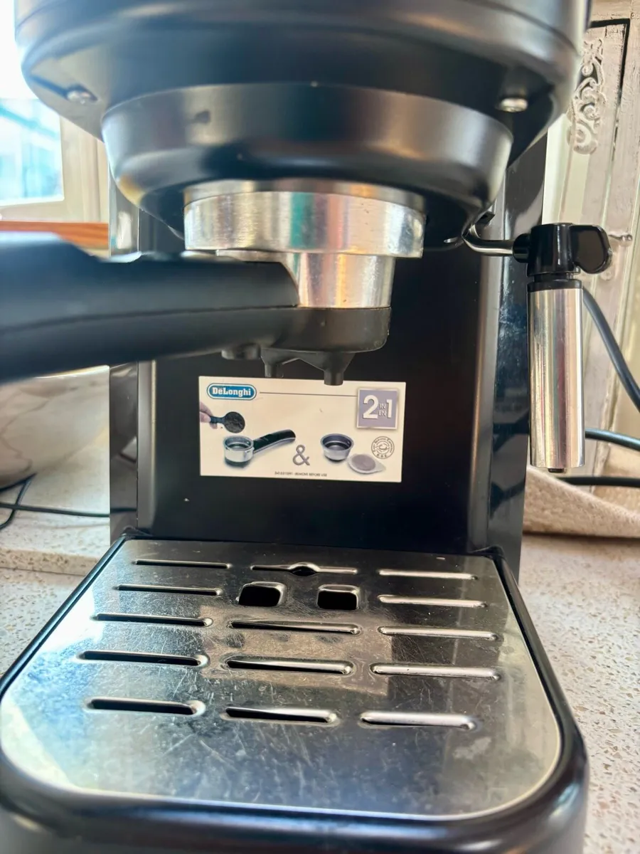 Delonghi coffe machine - Image 2