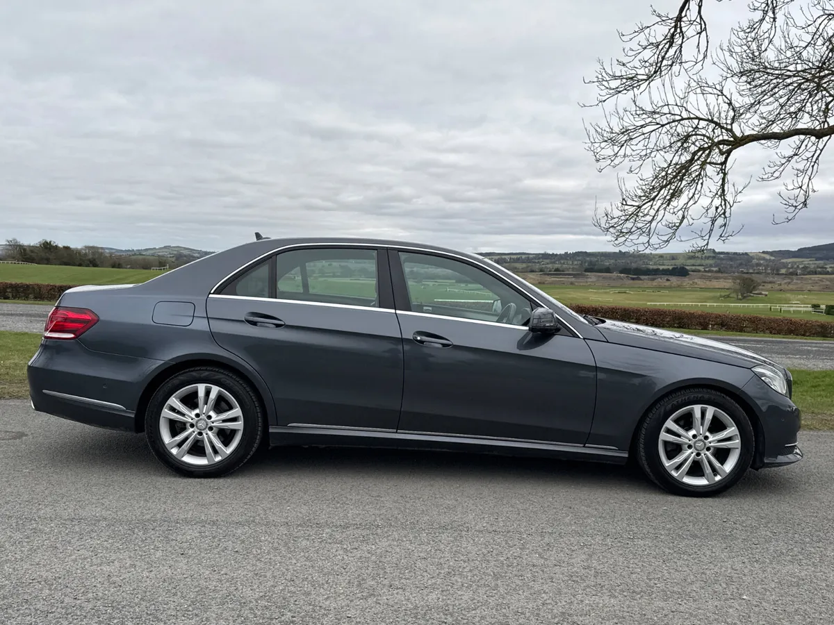 Mercedes-Benz E-Class 2014 Elegance Sport - Image 3