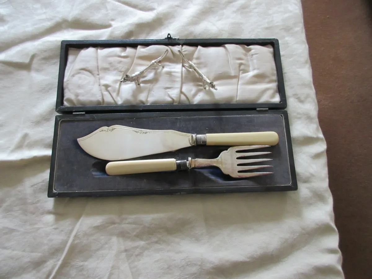 Vintage silver plated fish set - Image 1
