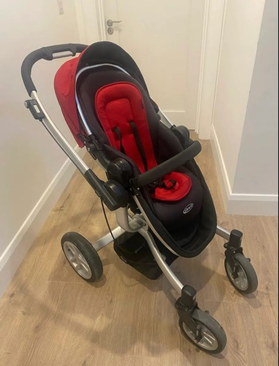 Child’s Buggy pram stroller - Image 1