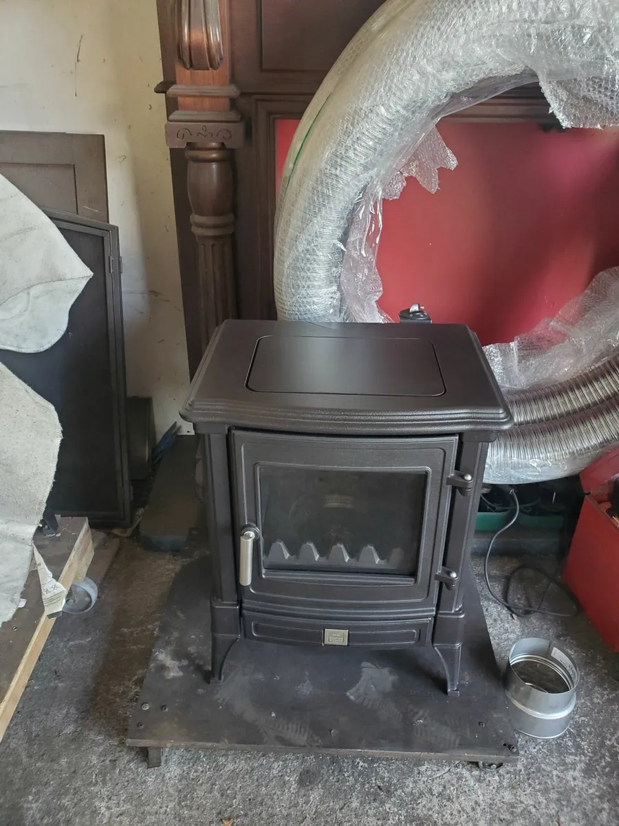 Nestor Martin 5kw oil stove fully refurbished - Image 1