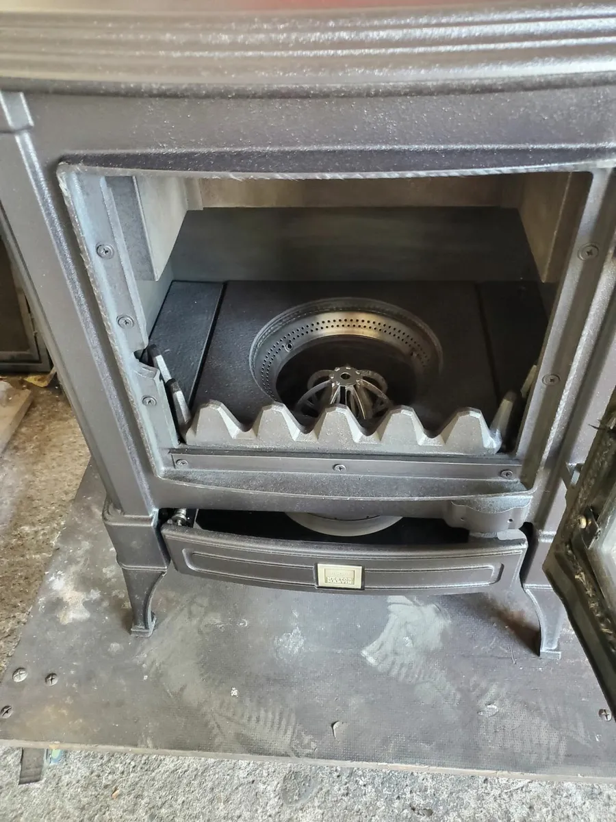 Nestor Martin 5kw oil stove fully refurbished - Image 2