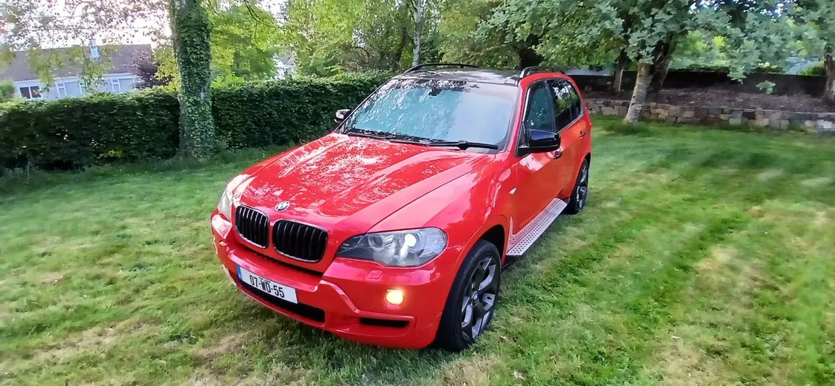 BMW X5 Sport Commercial Imola Red - Image 1