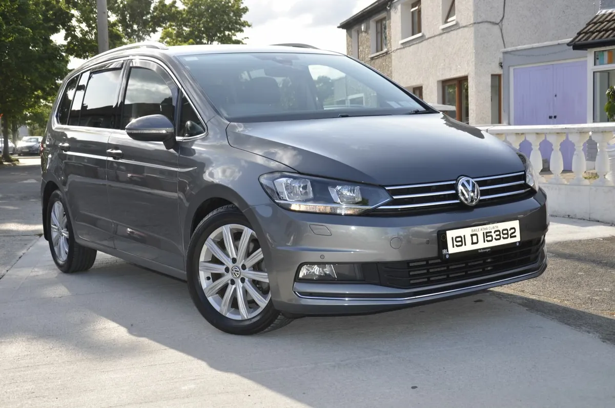Volkswagen Touran 1.6 Diesel Highline 7 seats - Image 2