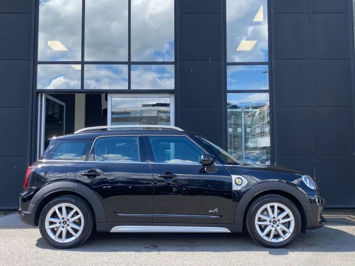MINI COUNTRYMAN Cooper S Sport All4 Auto (phev) - Image 2
