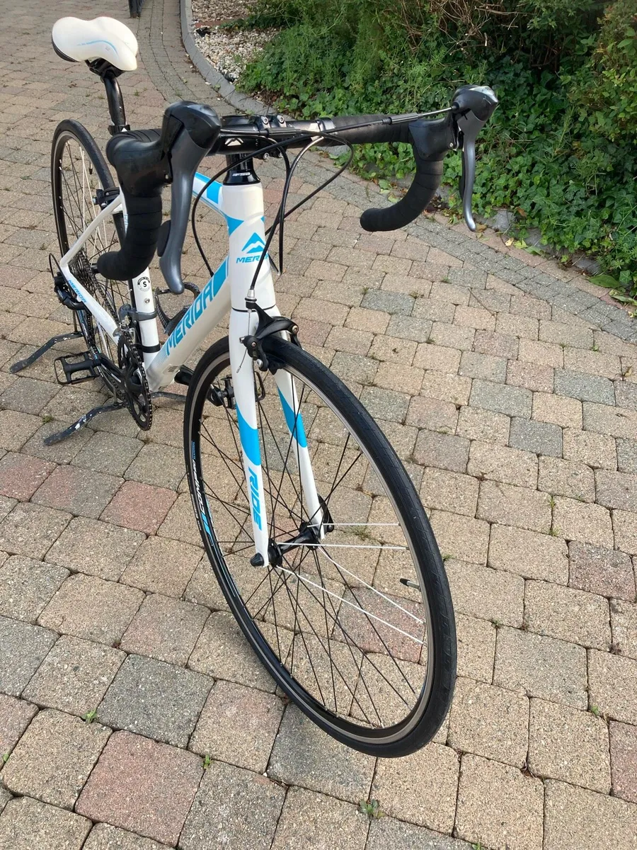 Merida Ride Juliet 100 road bike - Image 3