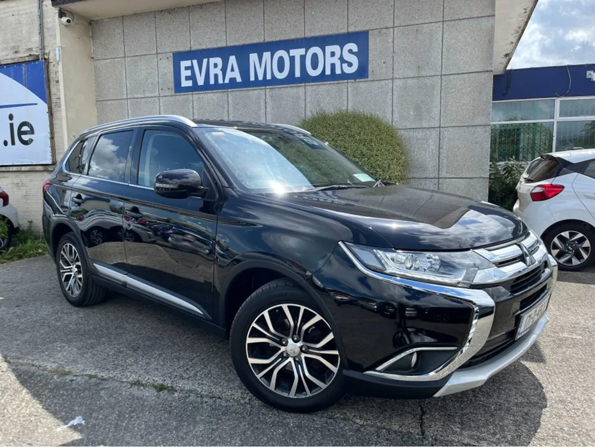 Mitsubishi Outlander 7 Seater Automatic 4WD 2.2 D - Image 1