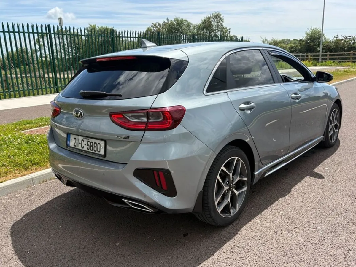 Kia Ceed 1.6 GT Line HP 5DR - Image 4