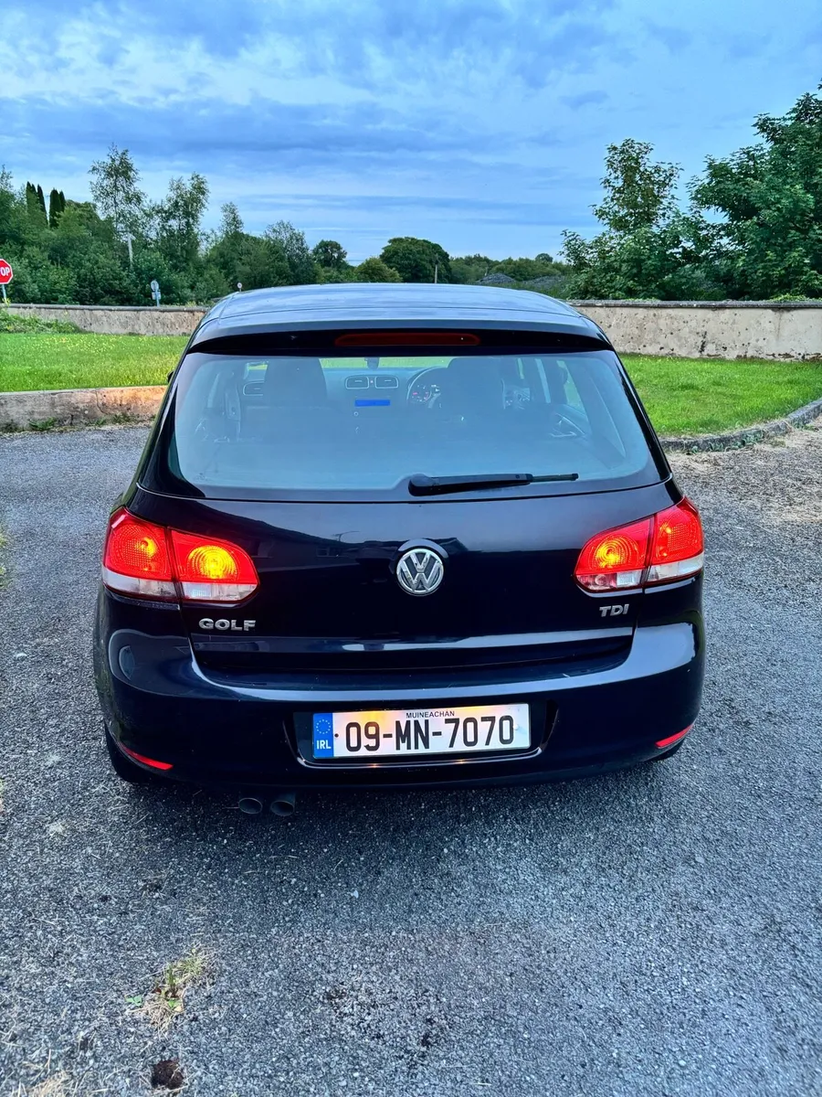 Volkswagen Golf TDI 2.0 2009 - Image 4