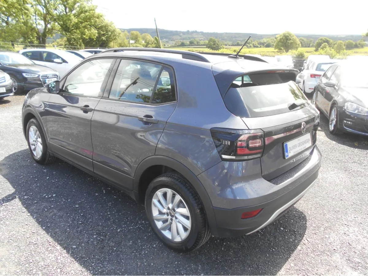 Volkswagen T-Cross Life 1.0 TSI Manual - Image 4