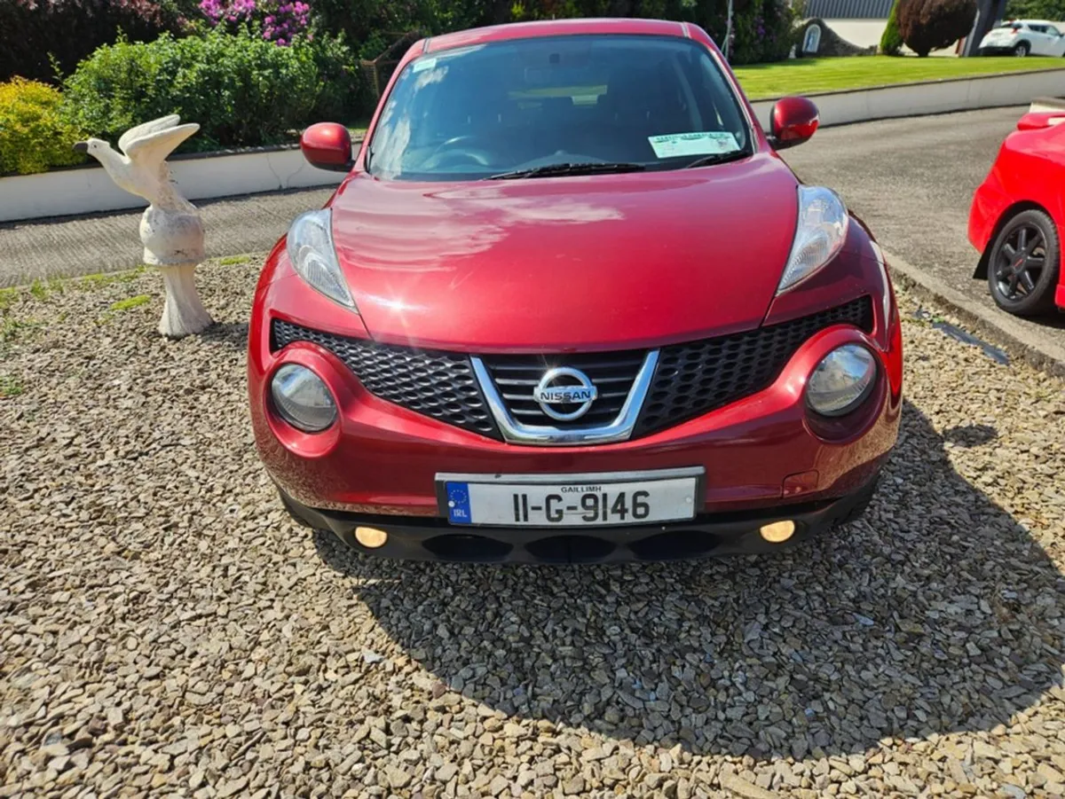 Nissan Juke 1.6 Acenta Premium 5DR Bose Personal - Image 2