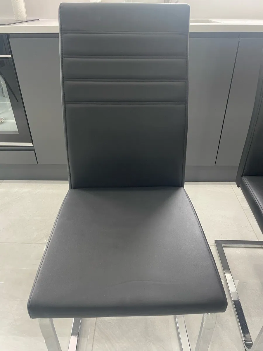 6x black faux leather kitchen chairs (chrome legs) - Image 3