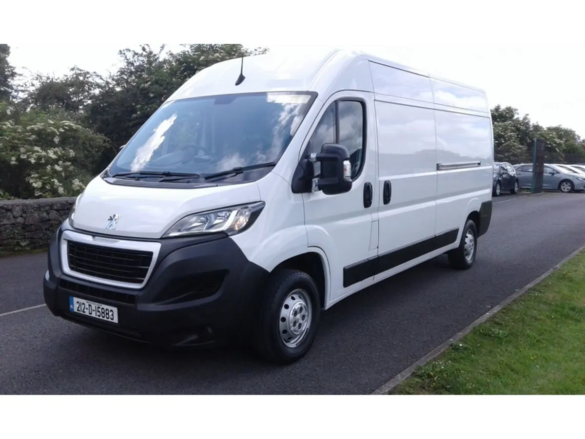 Peugeot Boxer 335 L3 H2 2.2 Blue HDI 1 140 3DR - Image 3