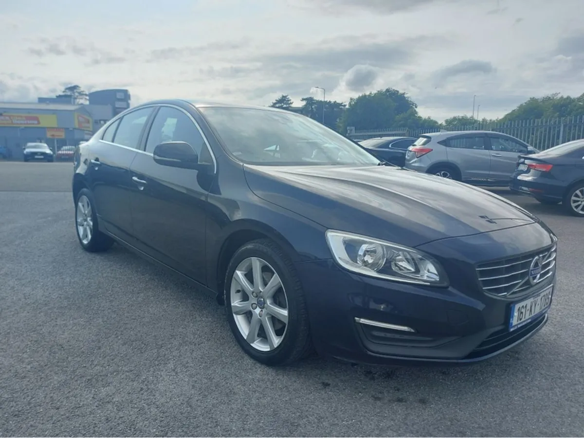 Volvo S60 D3 SE 4DR - Image 3