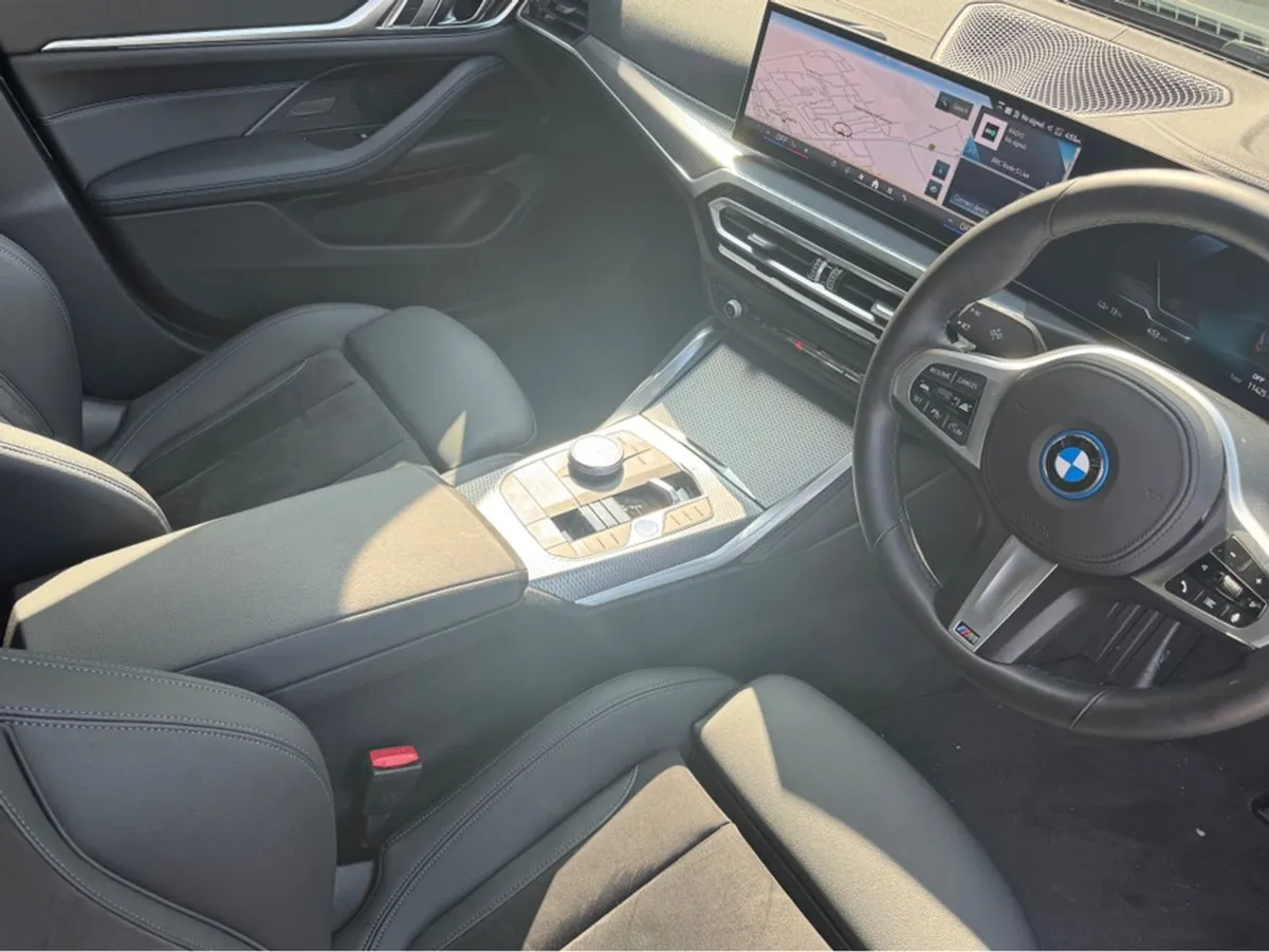 BMW i4  sunroof  Edrive35 M Sport - Image 2