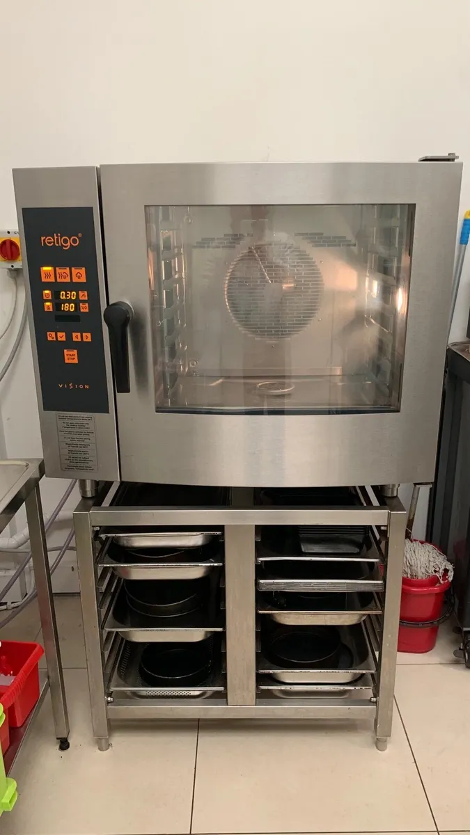 Oven - Image 1