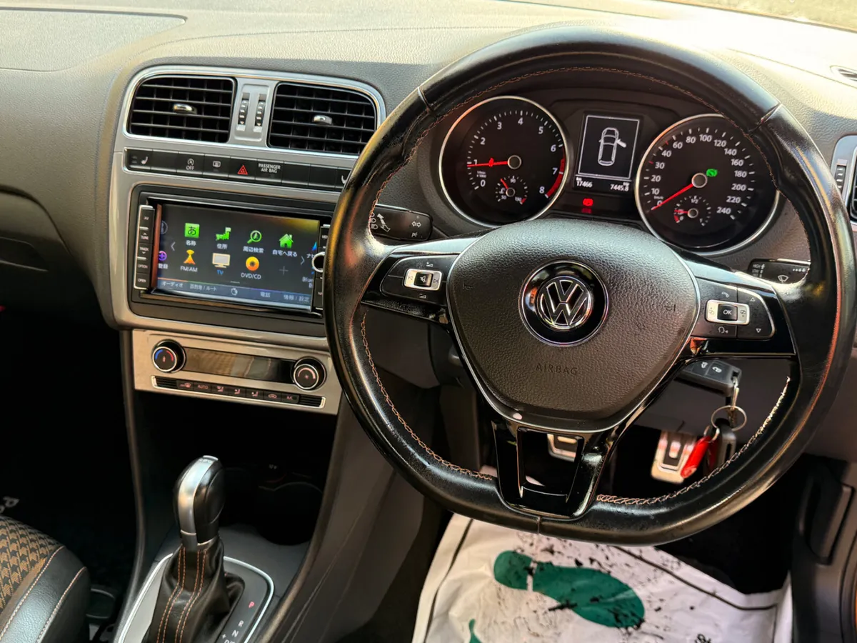 Volkswagen polo 1.2 Tsi 2017  top spec - Image 4