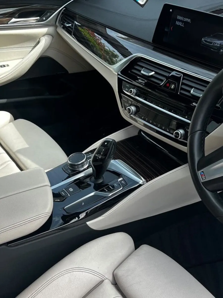 2017 BMW 520D M-Sport Immaculate condition - Image 4