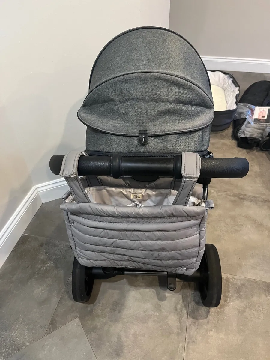 I Candy Peach travel system/ Baby bundle - Image 3