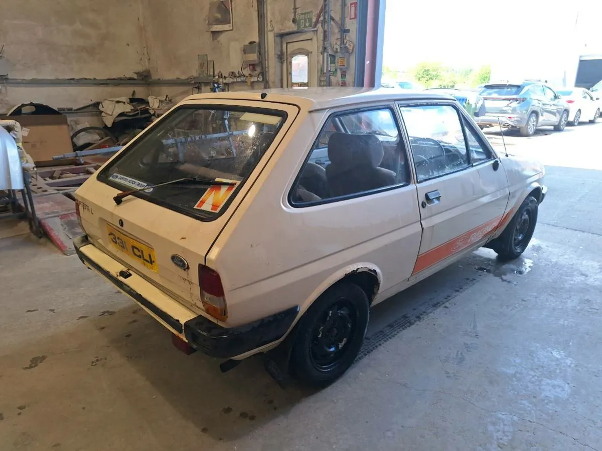 Ford fiesta - Image 2
