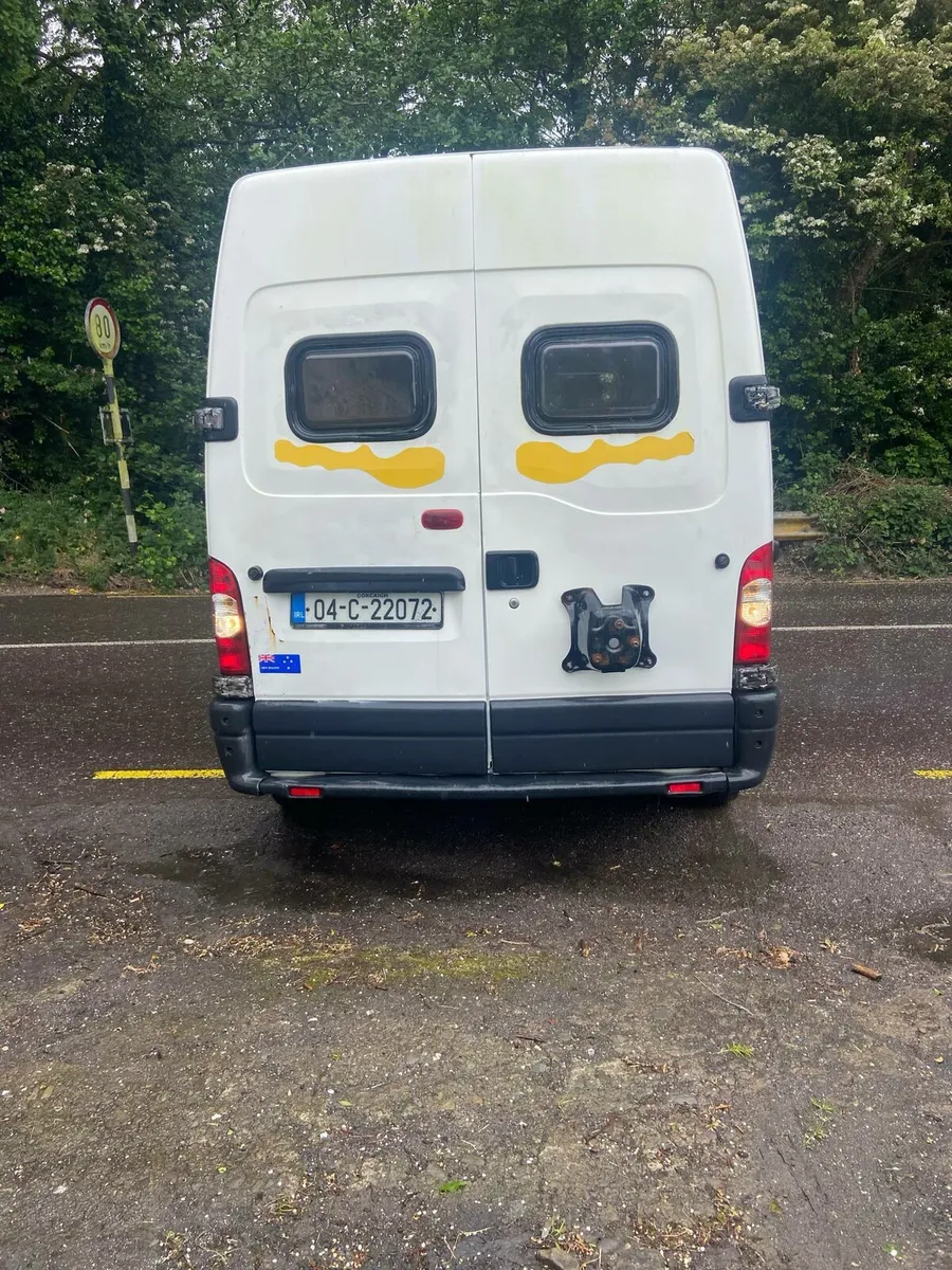 We are selling or camper van it's not done in side - Image 3