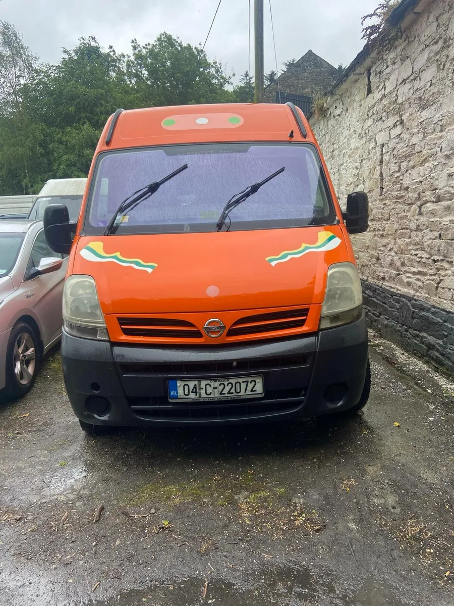 We are selling or camper van it's not done in side - Image 4