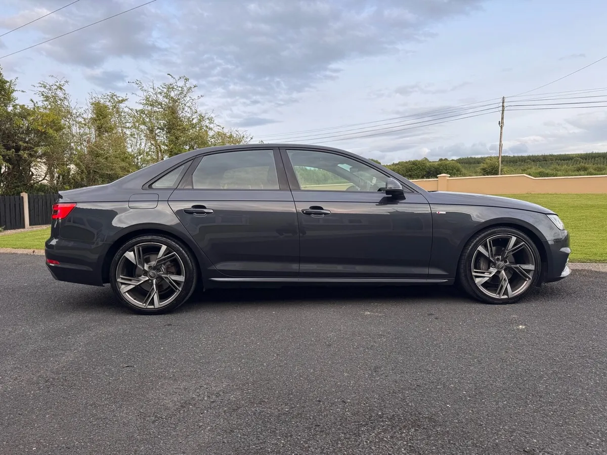 2016 Audi A4 S-line Tech Pack - Image 3