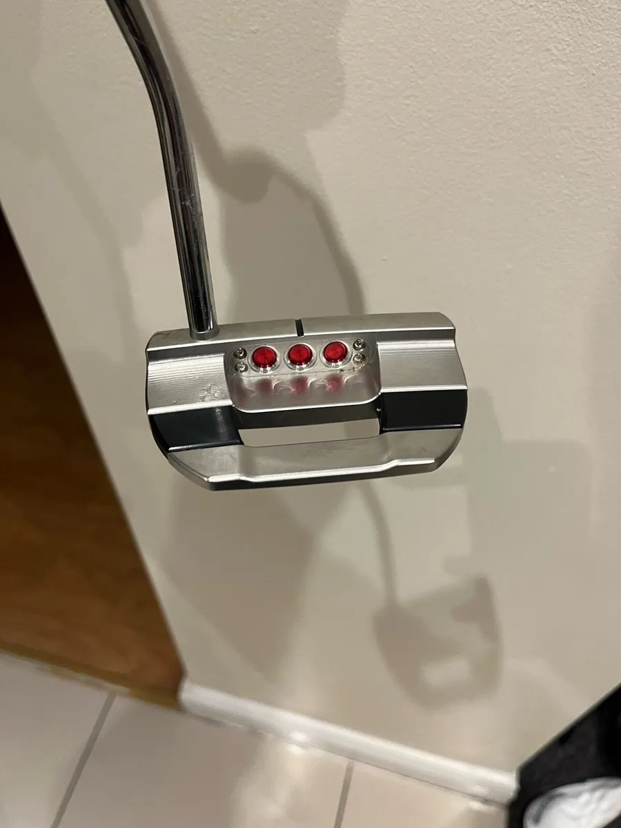 2025 Scotty Cameron fastback - Image 1