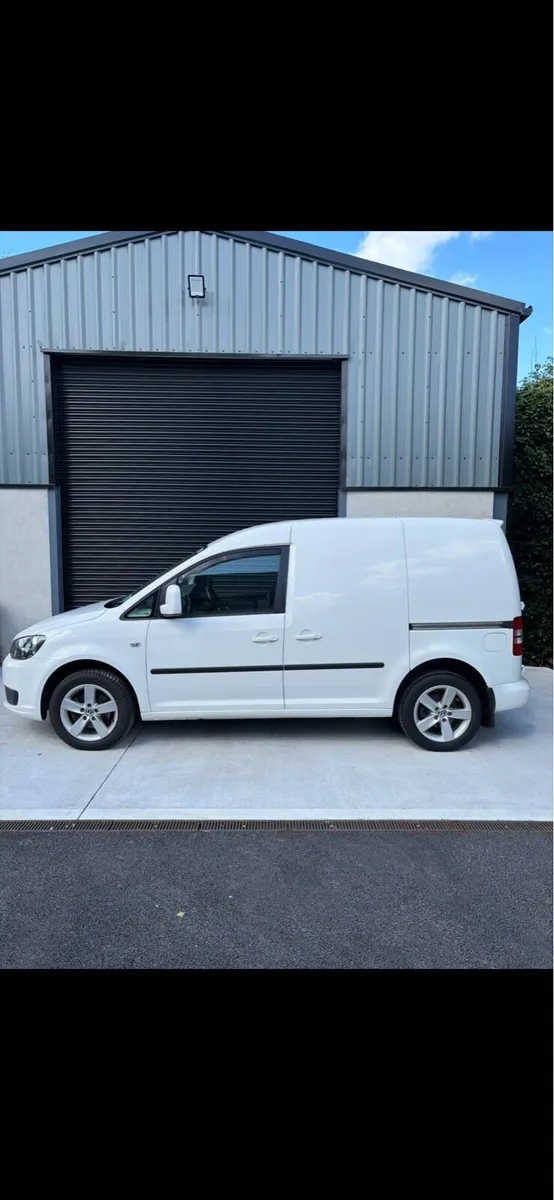 Caddy ,only has 108km excellent condition - Image 3