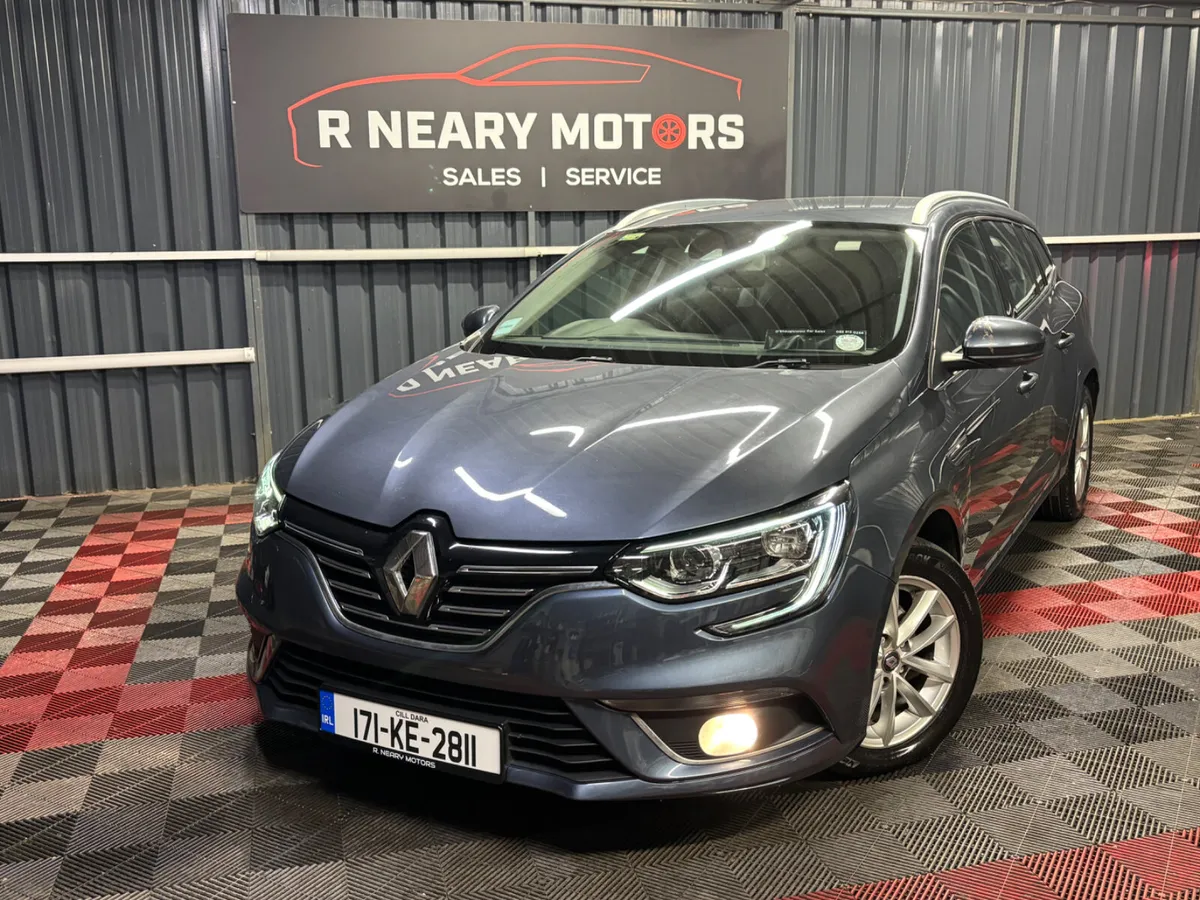 2017 Renault Megane Estate DYNAMIQUE NAV - Image 1