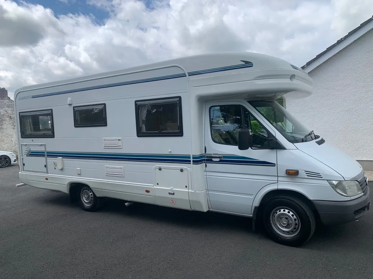 Motorhome - Image 3