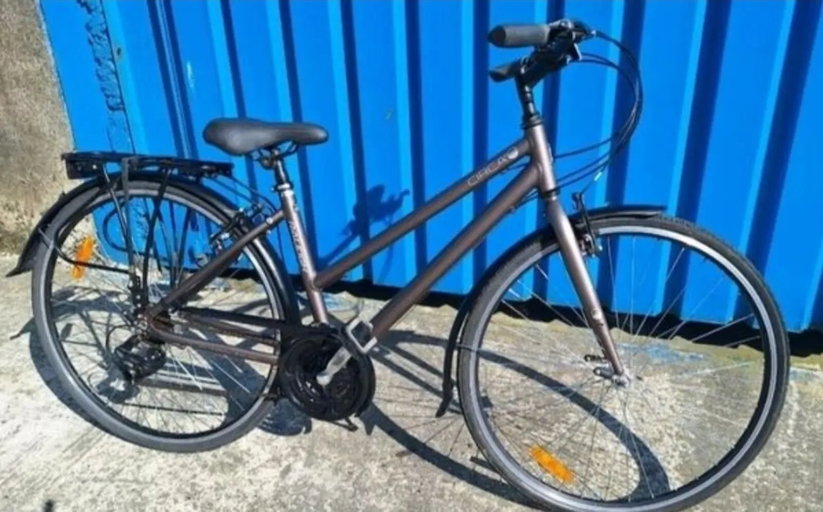 Raleigh Circa Ladies Hybrid - Image 4