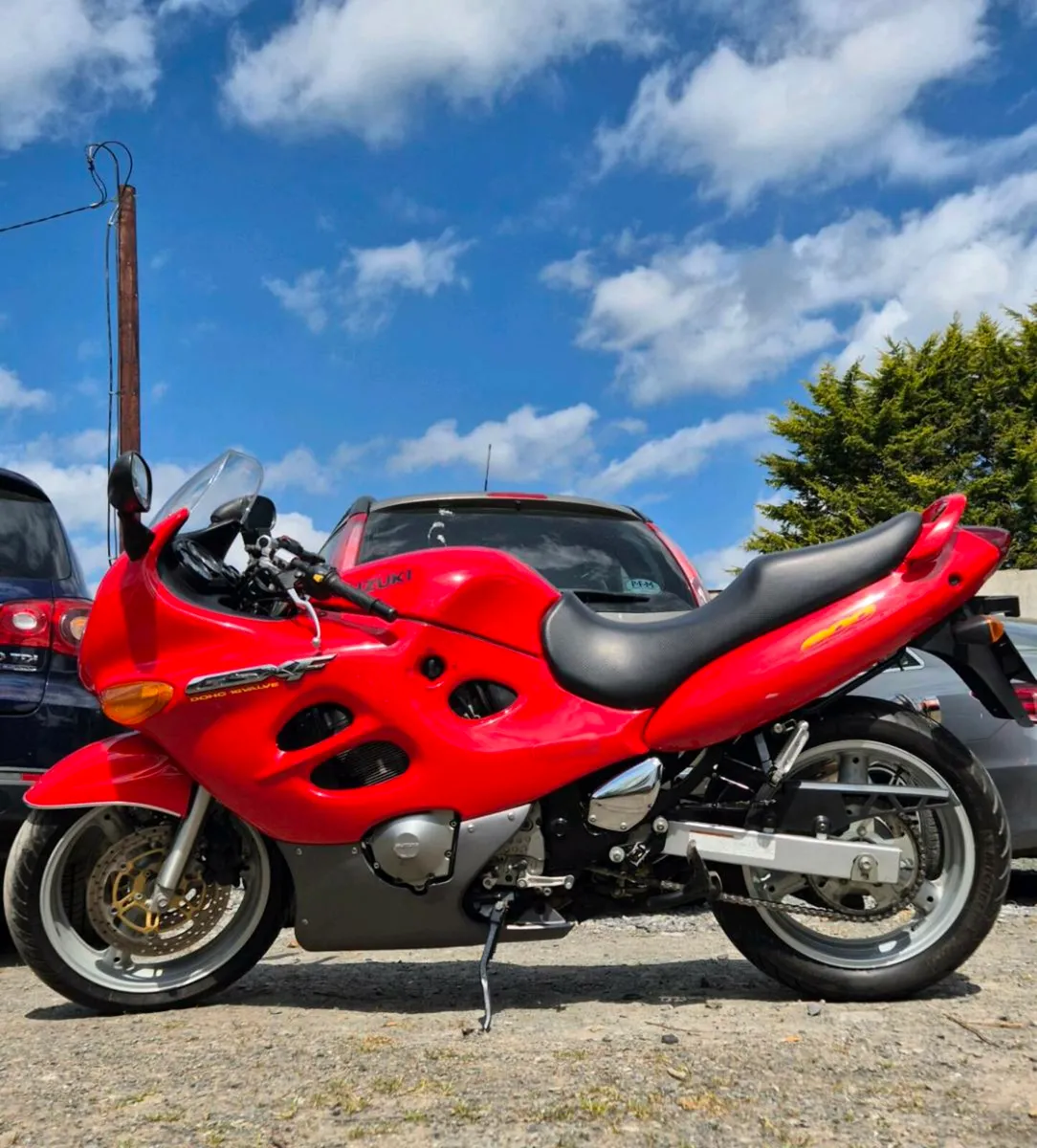 1997 SUZUKI GSXF 600 MINT CON LOW KM 24K 1 OWNER - Image 1