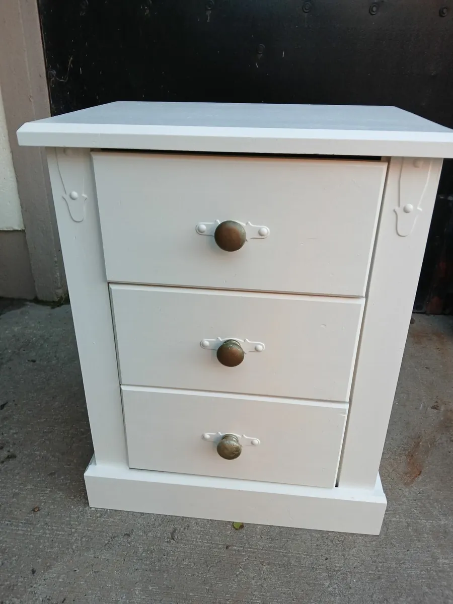 chest of drawers  & locker - Image 3