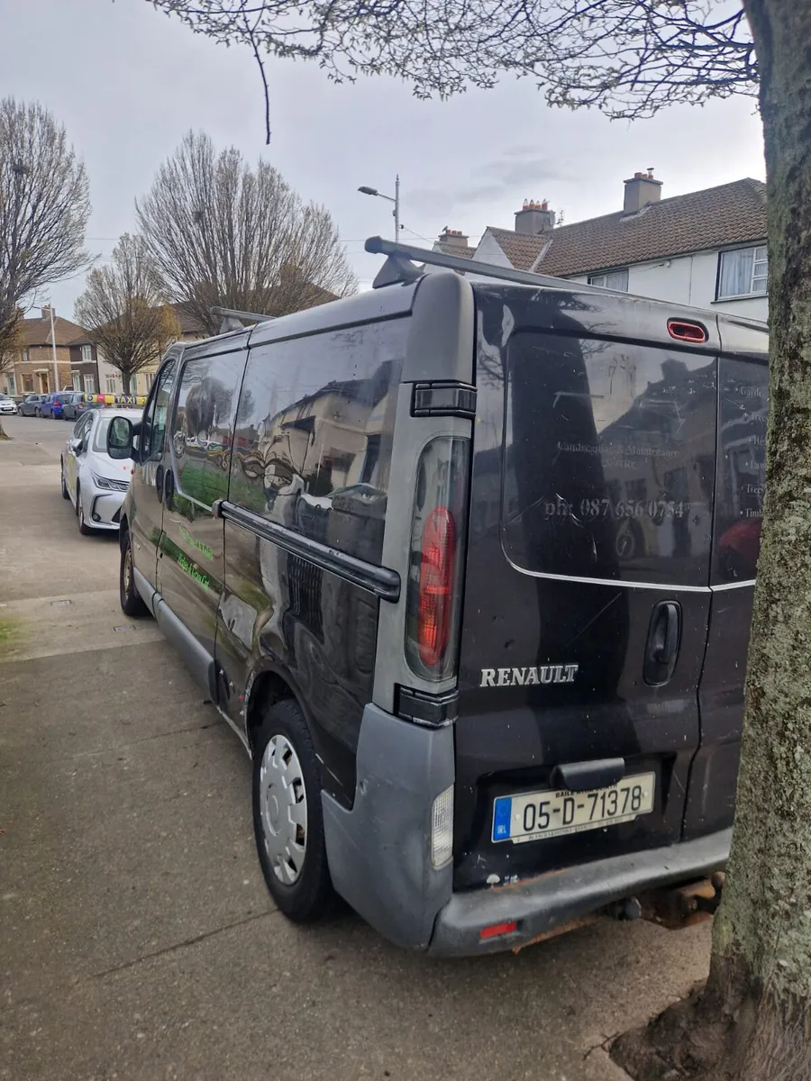 05 Renault Trafic van - Image 3