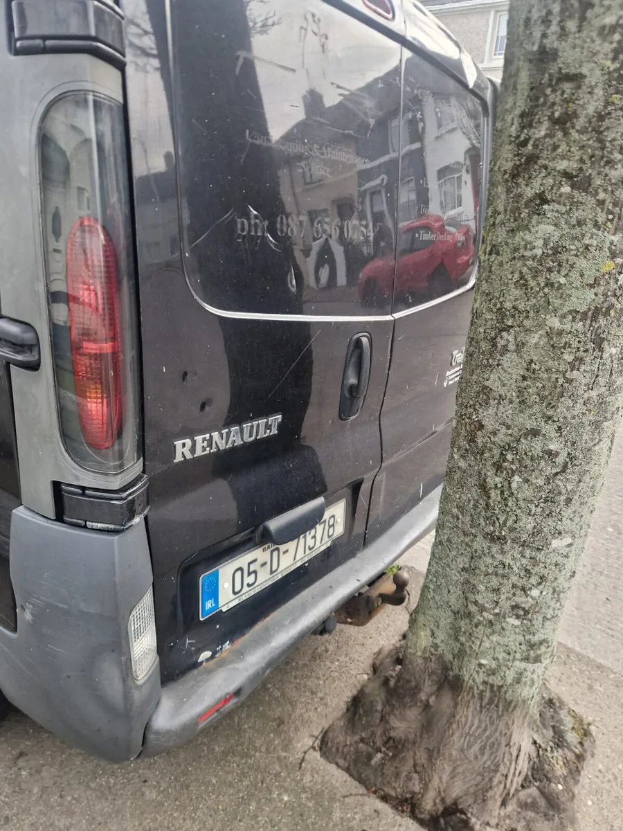 05 Renault Trafic van - Image 4