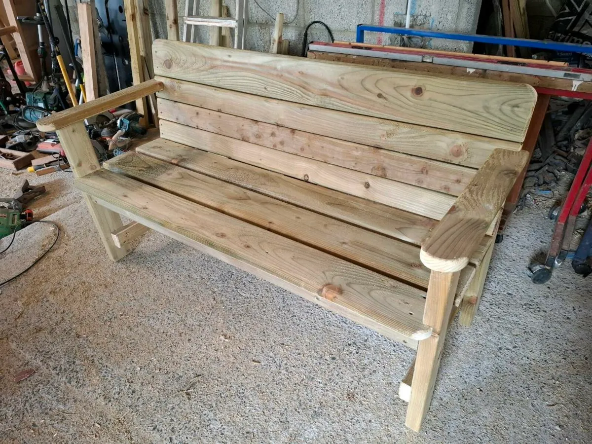 Garden bench - Image 1