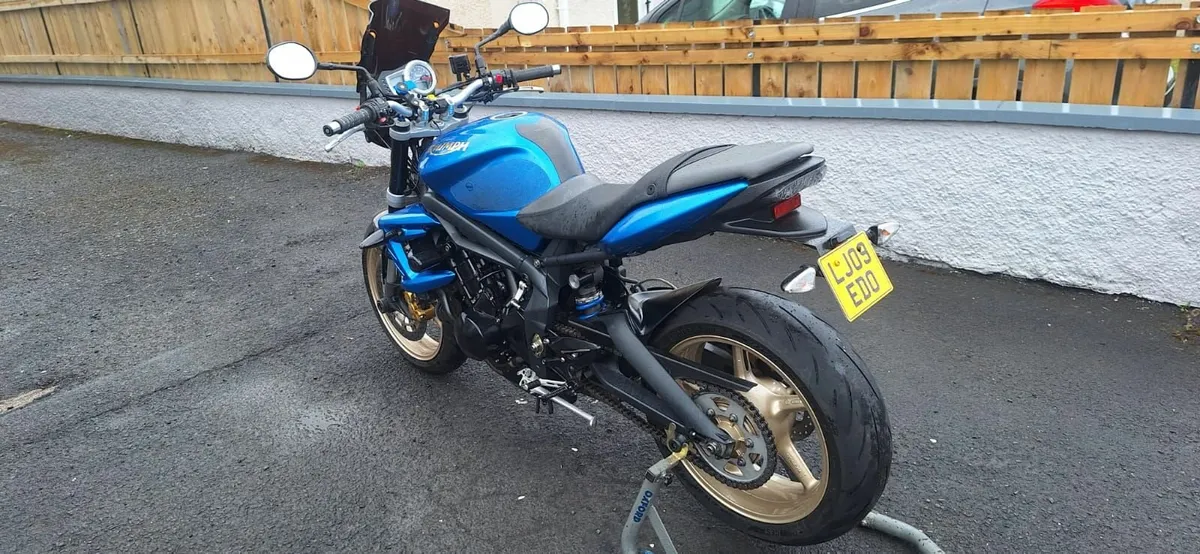 Triumph Street triple 2009 - Image 1