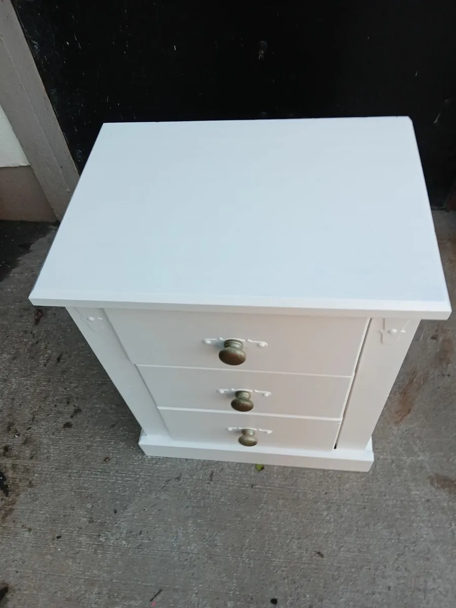 chest of drawers  & locker - Image 4