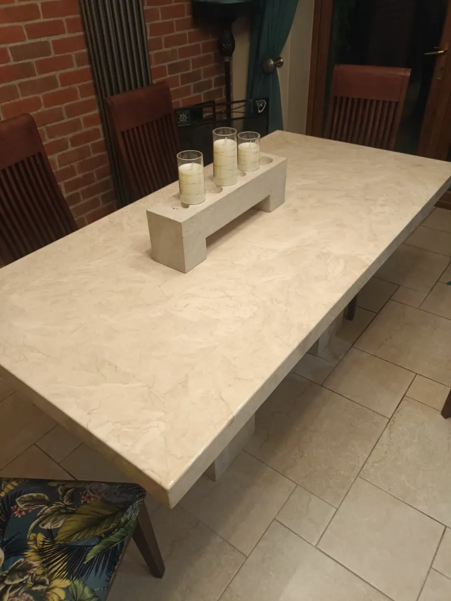 Marble table - Image 2